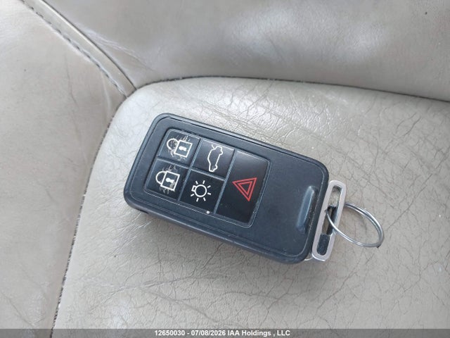 12650030 :رقم المزاد ، YV1BW982781038889 vin ، 2008 Volvo V70 3.2 مزاد بيع