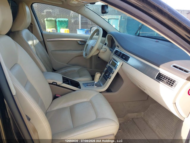 12650030 :رقم المزاد ، YV1BW982781038889 vin ، 2008 Volvo V70 3.2 مزاد بيع