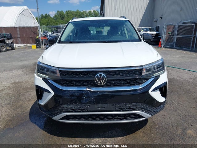 Volkswagen Taos 2024 3VVGX7B23RM113874 Image 12