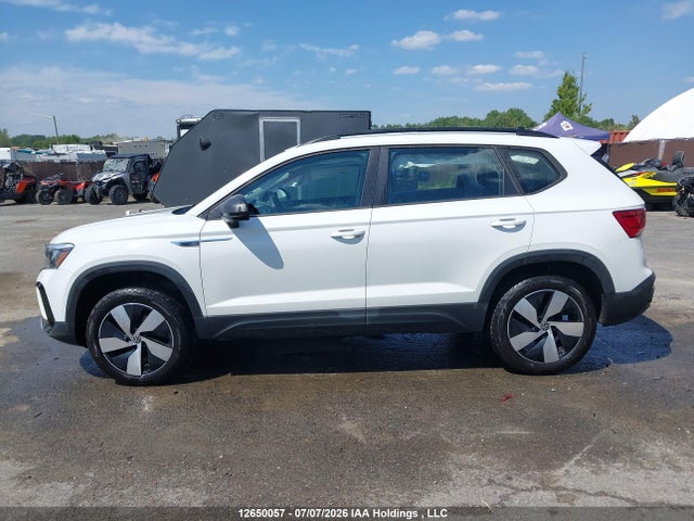 Volkswagen Taos 2024 3VVGX7B23RM113874 Image 14