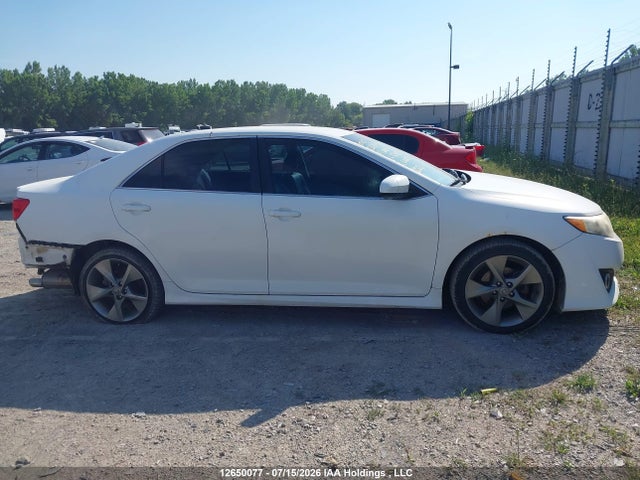4T1BF1FK0EU750810 Toyota Camry