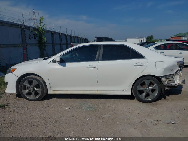 4T1BF1FK0EU750810 Toyota Camry