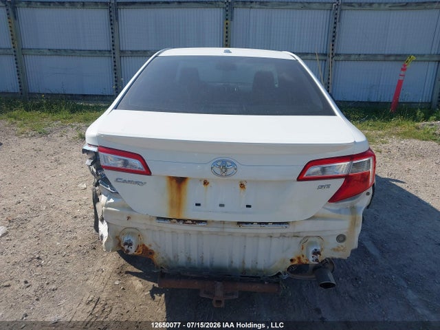 4T1BF1FK0EU750810 Toyota Camry