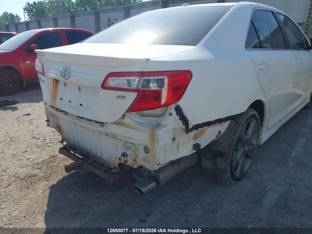 4T1BF1FK0EU750810 Toyota Camry