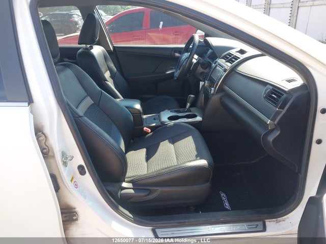 4T1BF1FK0EU750810 Toyota Camry