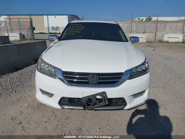 1HGCR3F98EA801322 Honda Accord Touring V6