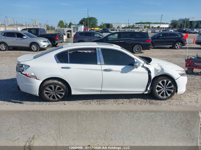 1HGCR3F98EA801322 Honda Accord Touring V6