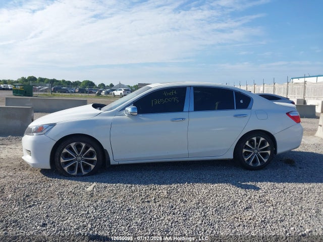 1HGCR3F98EA801322 Honda Accord Touring V6