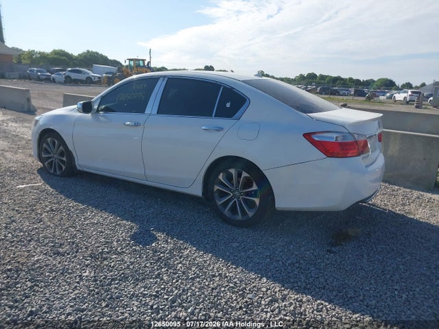 1HGCR3F98EA801322 Honda Accord Touring V6