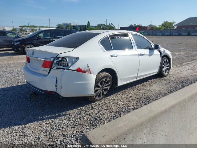 1HGCR3F98EA801322 Honda Accord Touring V6