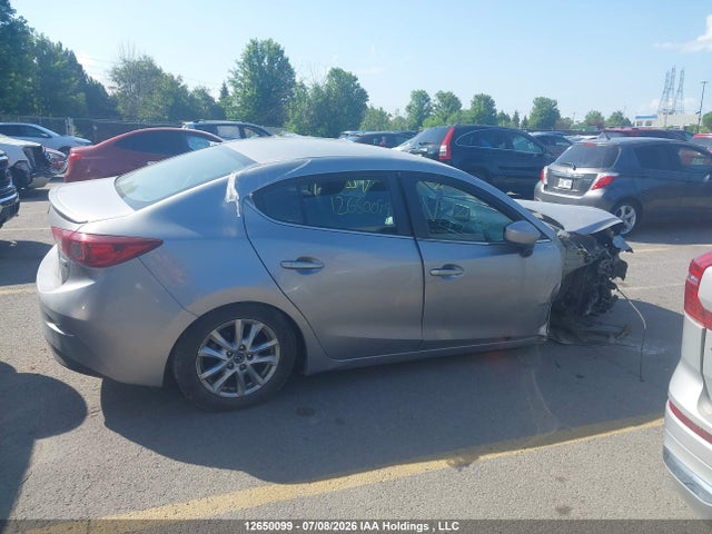 3MZBM1V76FM221520 Mazda 3 TOURING
