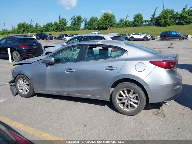 3MZBM1V76FM221520 Mazda 3 TOURING