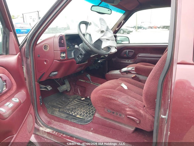 1998 Chevrolet K1500 Cheyenne/silverado მანქანა იყიდება აუქციონზე, vin: 2GCEK19R5W1157561, აუქციონის ნომერი: 12650112