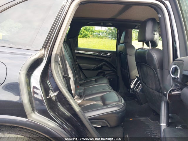 WP1AA2A22HKA88626 Porsche Cayenne Platinum Edition