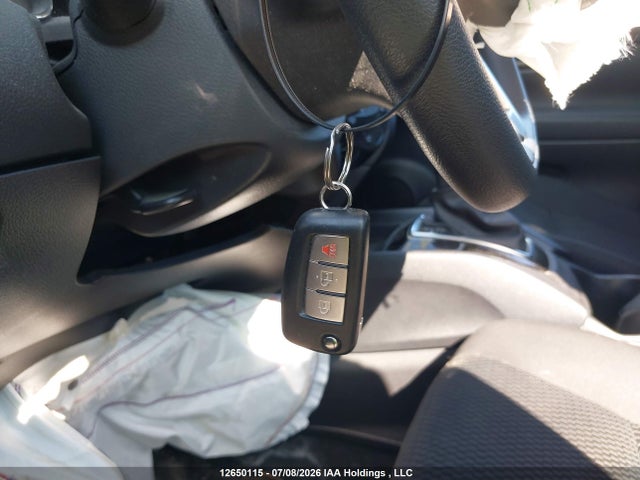 JN1BJ1AV4MW323155 Nissan Qashqai S