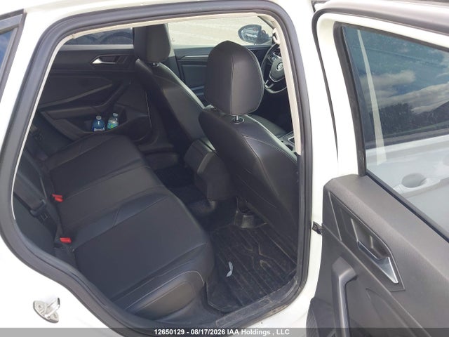 Продаж на аукціоні авто 2021 Volkswagen Jetta Highline, vin: 3VWE57BU5MM052160, номер лоту: 12650129