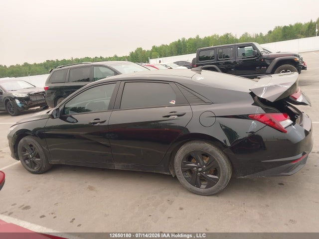 KMHLM4AGXPU433652 Hyundai ELANTRA SEL