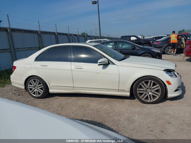 2011 Mercedes-benz C-class მანქანა იყიდება აუქციონზე, vin: WDDGF8FB9BA523735, აუქციონის ნომერი: 12650182