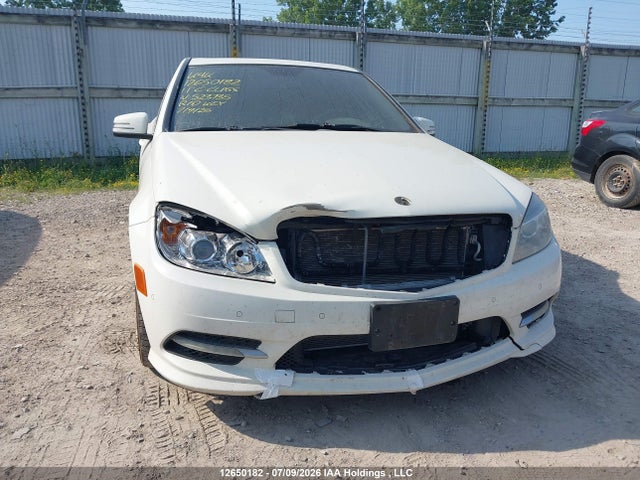 2011 Mercedes-benz C-class მანქანა იყიდება აუქციონზე, vin: WDDGF8FB9BA523735, აუქციონის ნომერი: 12650182