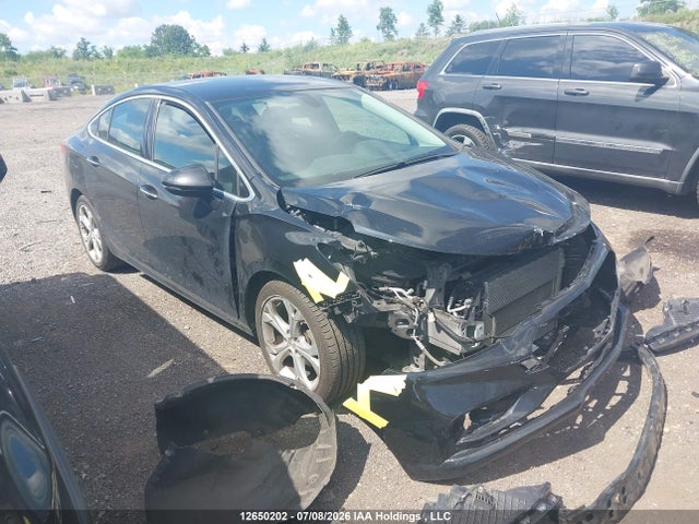1G1BF5SM1J7210905 Chevrolet Cruze Premier Auto