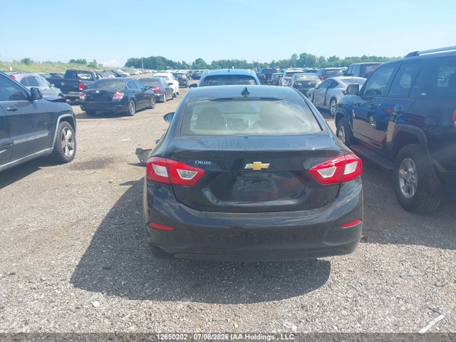 12650202 :رقم المزاد ، 1G1BF5SM1J7210905 vin ، 2018 Chevrolet Cruze Premier Auto مزاد بيع