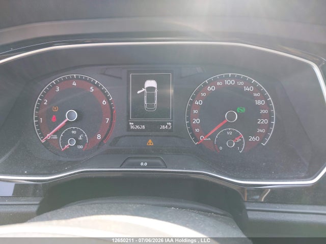 2019 Volkswagen Jetta 1.4 Tsi Highline მანქანა იყიდება აუქციონზე, vin: 3VWE57BU4KM017560, აუქციონის ნომერი: 12650211