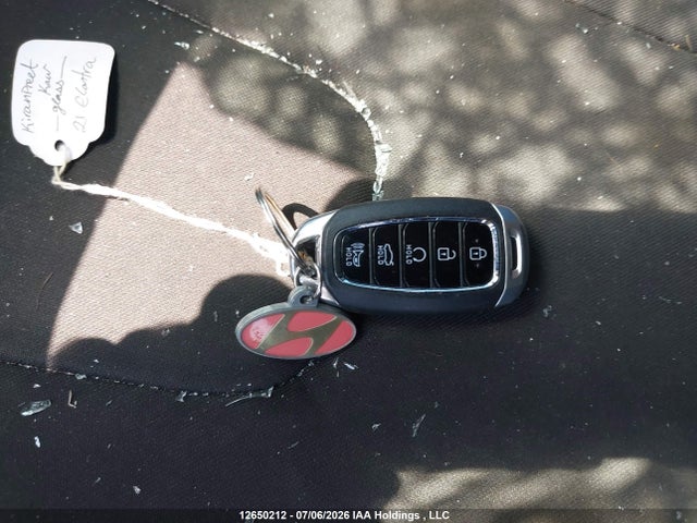 Продажа на аукционе авто 2021 Hyundai Elantra Preferred Ivt, vin: KMHLM4AGXMU077098, номер лота: 12650212