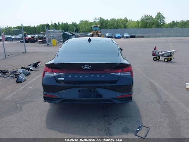 Продажа на аукционе авто 2021 Hyundai Elantra Preferred Ivt, vin: KMHLM4AGXMU077098, номер лота: 12650212