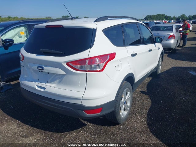12650213 :رقم المزاد ، 1FMCU0F73FUB98463 vin ، 2015 Ford Escape S مزاد بيع