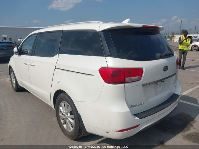 KIA Sedona 2016 KNDMB5C13G6208376 Image 3
