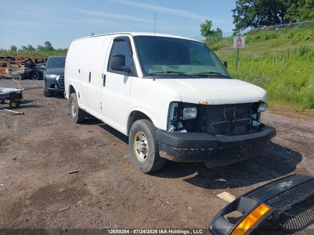 12650254 :رقم المزاد ، 1GCWGFBA2B1147075 vin ، 2011 Chevrolet Express 2500 Standard مزاد بيع