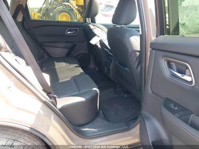 Aukcja sprzedaży 2025 Nissan Rogue Platinum, vin: JN8BT3DD9SW303409, numer aukcji: 12650256