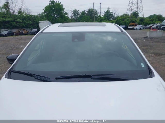 Chrysler Pacifica Limited 2026 2C4RC1GG0TR279287 Image 16