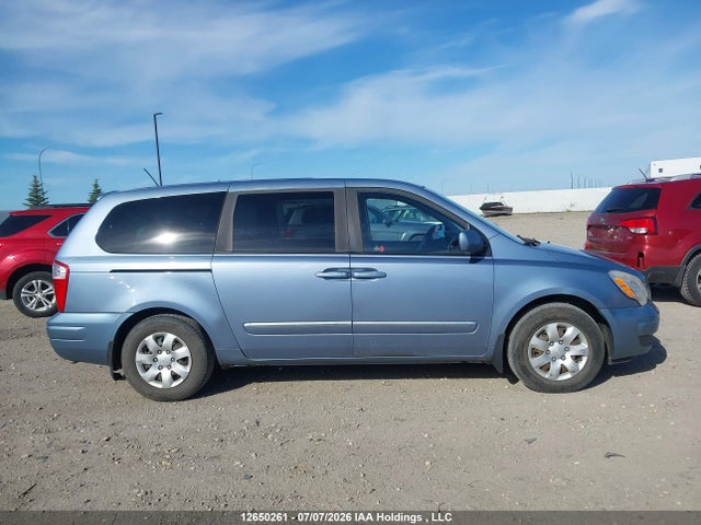 12650261 :رقم المزاد ، KNDMT4C3XA6057357 vin ، 2010 Kia Sedona Lx مزاد بيع