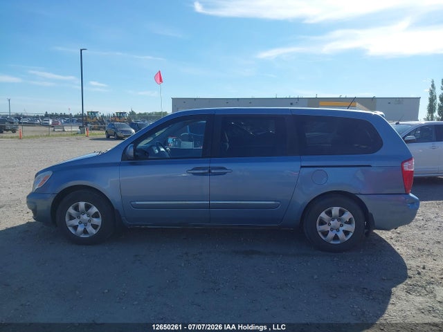 12650261 :رقم المزاد ، KNDMT4C3XA6057357 vin ، 2010 Kia Sedona Lx مزاد بيع