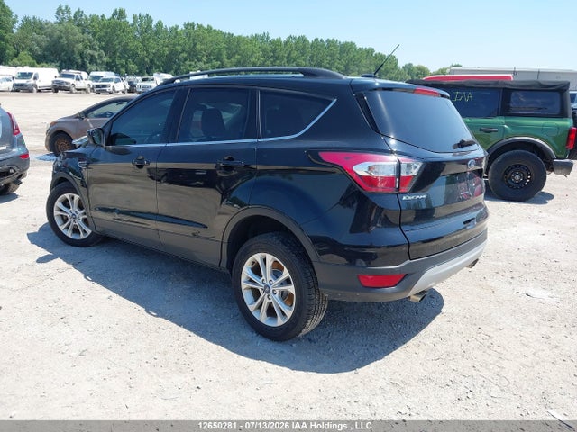 Ford ESCAPE SE 2018 1FMCU9GD1JUC65837 Image 3