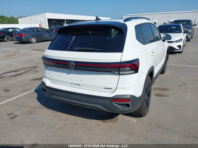 3VV2C7B21TM069516 Volkswagen Taos Se Black