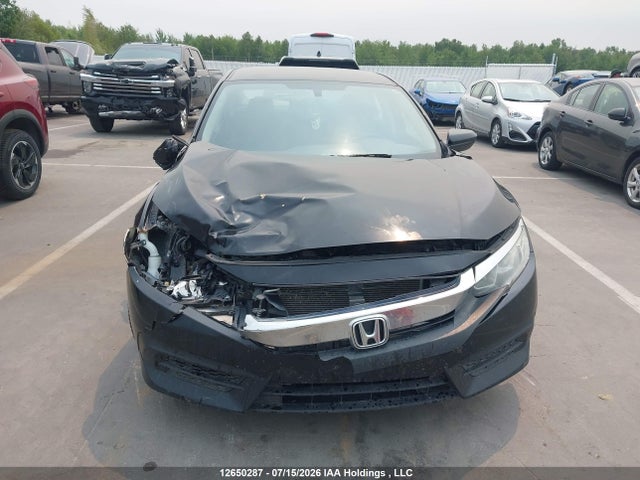 Honda Civic Lx 2018 2HGFC2F53JH037302 Image 12