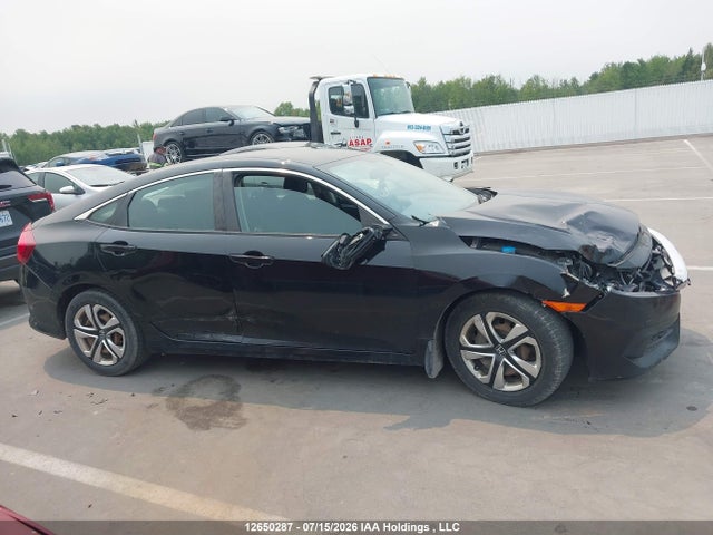 Honda Civic Lx 2018 2HGFC2F53JH037302 Image 13