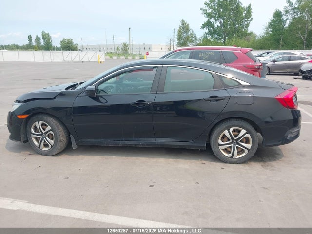 Honda Civic Lx 2018 2HGFC2F53JH037302 Image 14