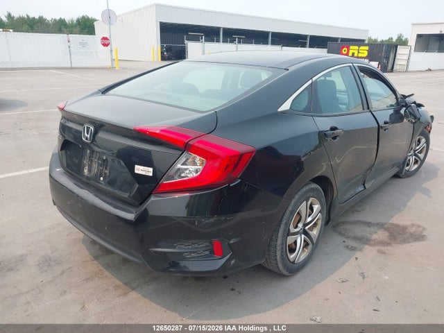 Honda Civic Lx 2018 2HGFC2F53JH037302 Image 4