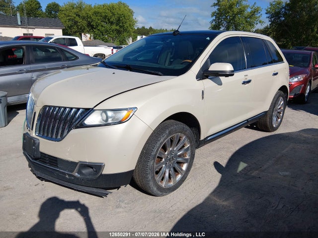 Lincoln MKX 2014 2LMDJ8JK4EBL12874 Image 2