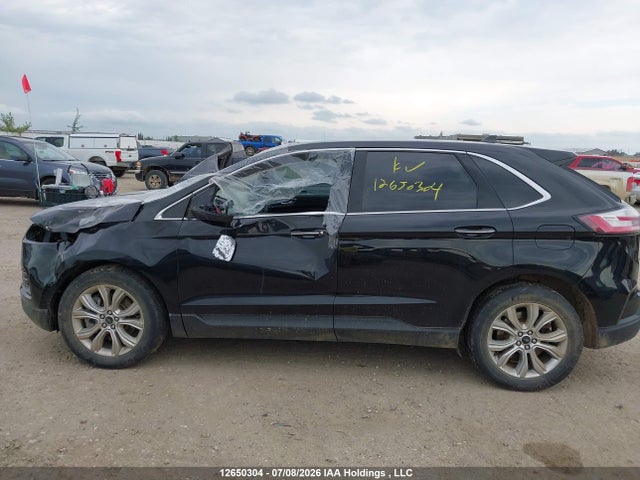 2FMPK4K9XPBA37282 Ford Edge Titanium