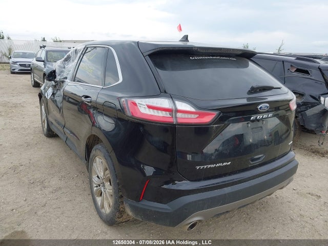 2FMPK4K9XPBA37282 Ford Edge Titanium
