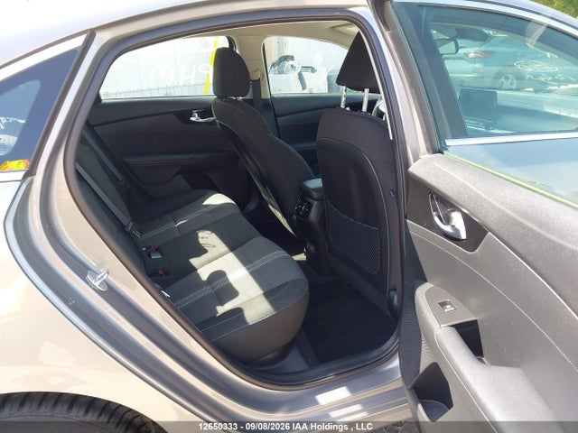 KIA Forte 2022 3KPF34AD2NE479482 Image 8