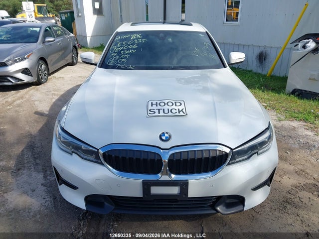 WBA5R7C57KAJ84066 BMW 330XI