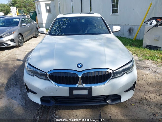 WBA5R7C57KAJ84066 BMW 330XI