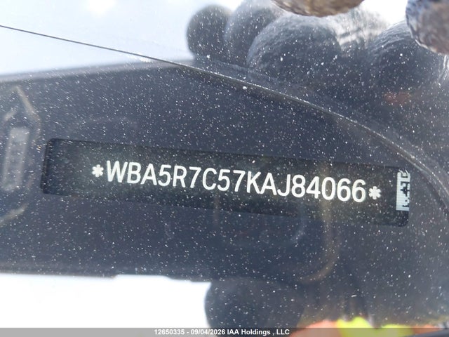 WBA5R7C57KAJ84066 BMW 330XI