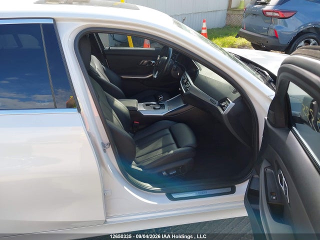 WBA5R7C57KAJ84066 BMW 330XI
