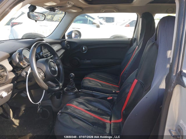 Mini Cooper 2016 WMWXP5C55G3B15605 Image 17
